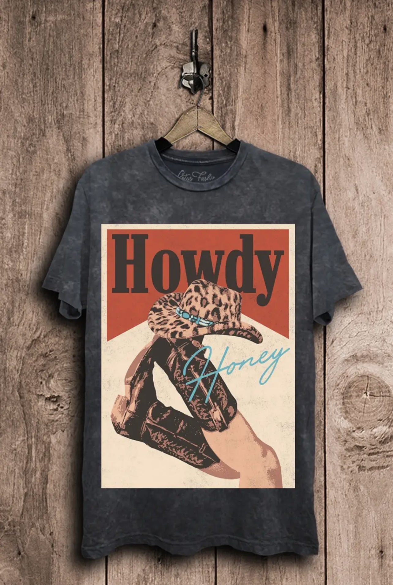 Howdy Graphic Tee