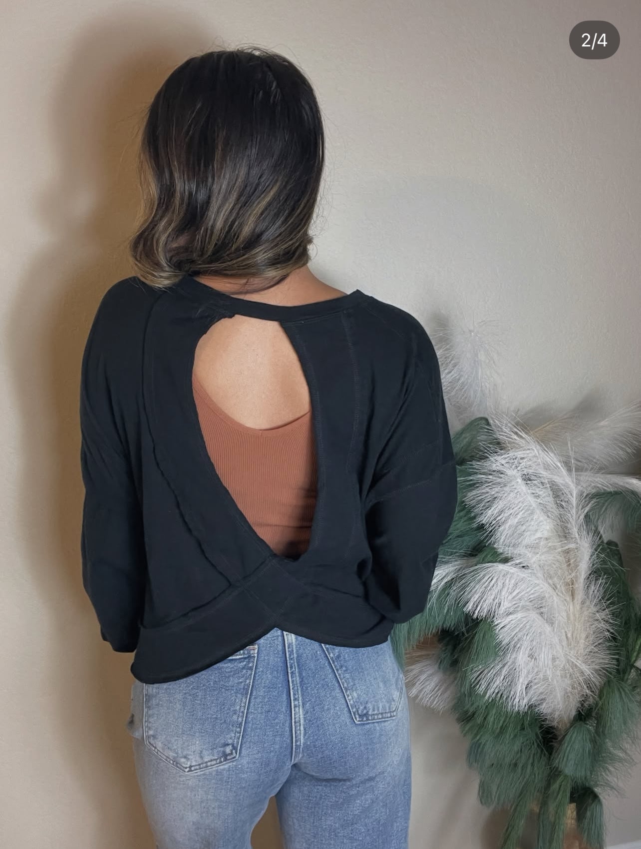 Openback Thumbhole Top